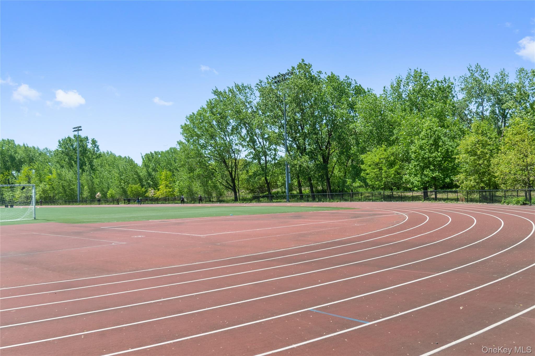 820 Boynton Avenue, Unit 18G Bronx, NY 10473 - Photo 10 of 11 a tennis court view