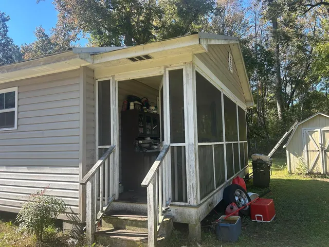 $225,000 | 7952 Savannah Highway, Adams Run, SC 29426