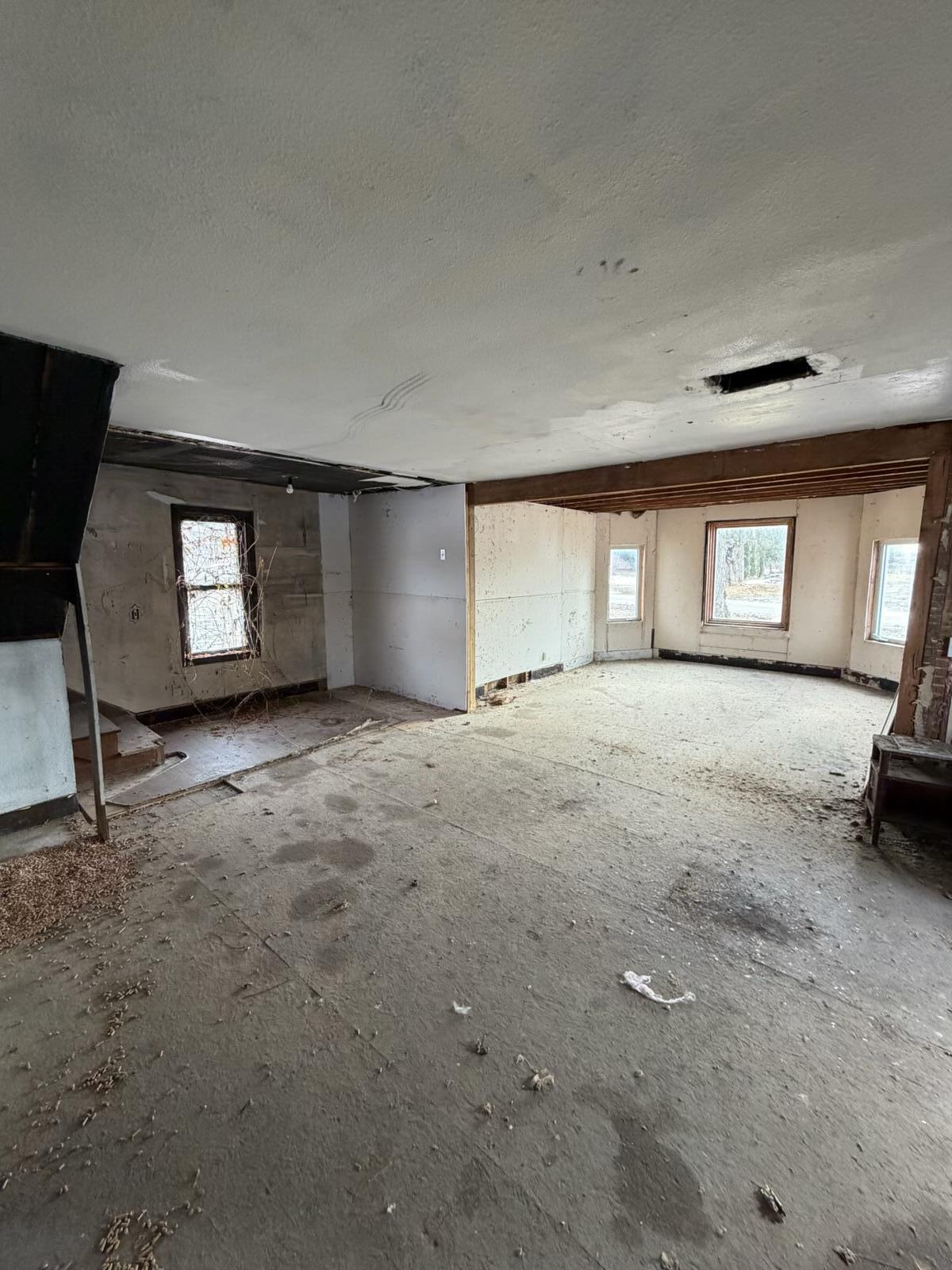 212 Michigan Street Walkerville, MI 49459 - Photo 14 of 21 IMG_0096