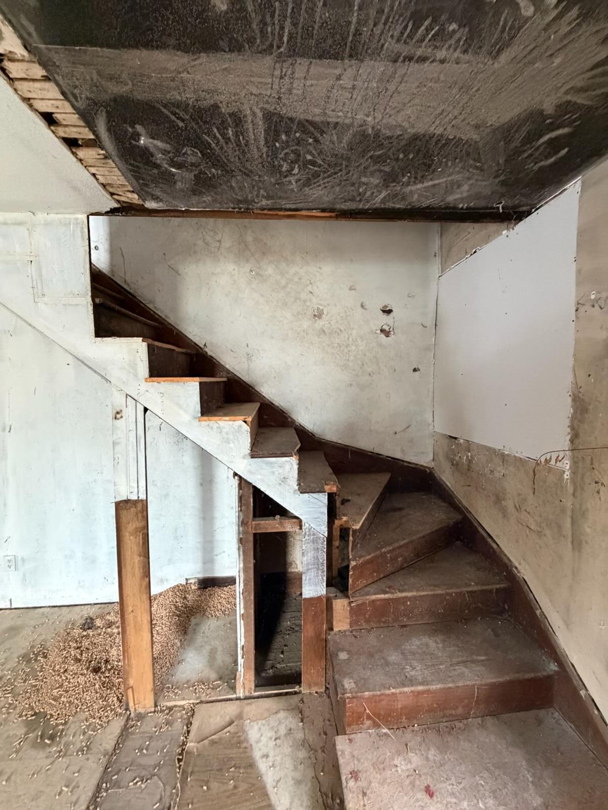 212 Michigan Street Walkerville, MI 49459 - Photo 17 of 21 IMG_0105