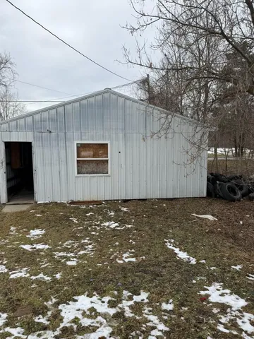 $61,900 | 212 Michigan Street, Walkerville, MI 49459