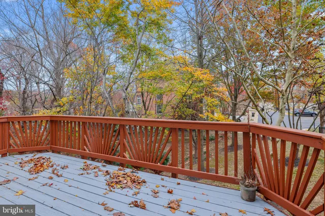 a view of outdoor space