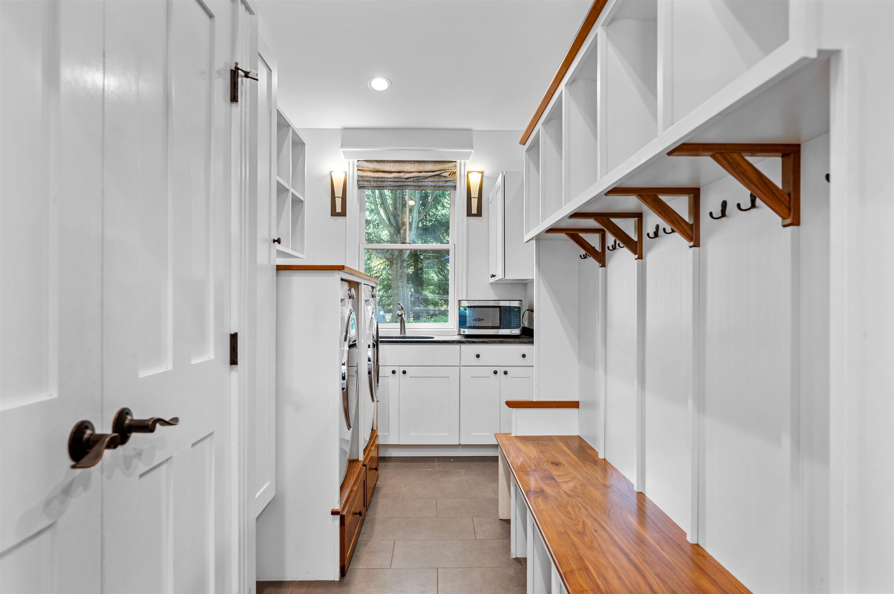 85 Smith Falls Lane Stowe, VT 05672 - Photo 5 of 40