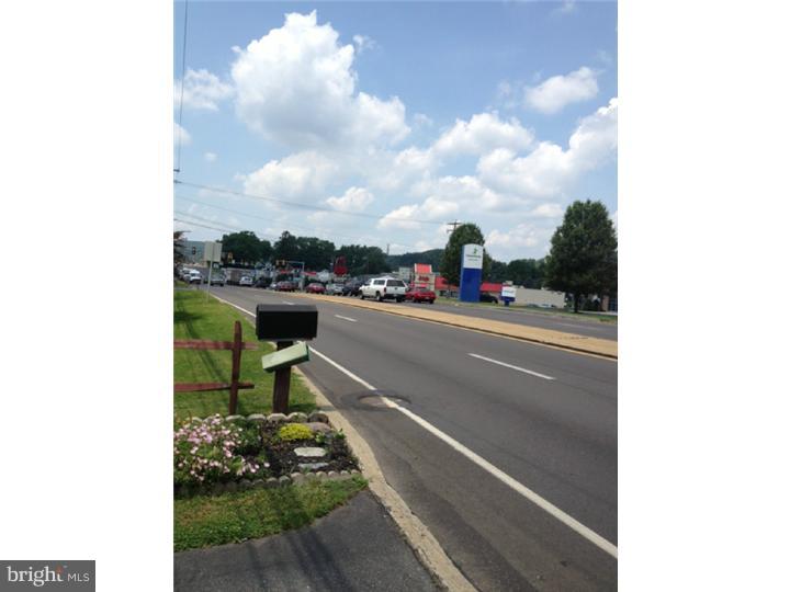 4950 Perkiomen Avenue Reading, PA 19606 - Photo 9 of 9