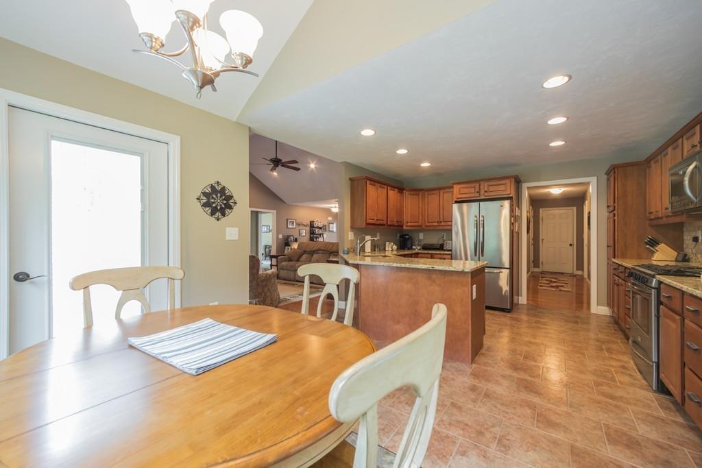 3 Schofield Road Chelmsford, MA 01824 - Photo 11 of 41 Gallery Image 11