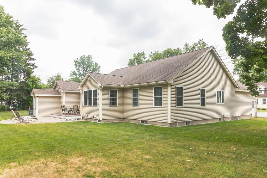 3 Schofield Road Chelmsford, MA 01824 - Photo 4 of 41 Gallery Image 4