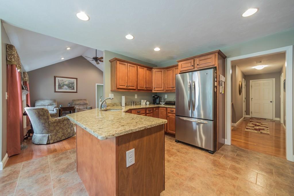 3 Schofield Road Chelmsford, MA 01824 - Photo 6 of 41 Gallery Image 6