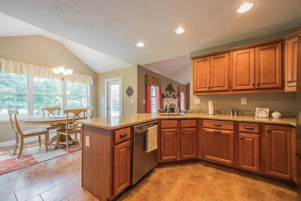 3 Schofield Road Chelmsford, MA 01824 - Photo 7 of 41 Gallery Image 7