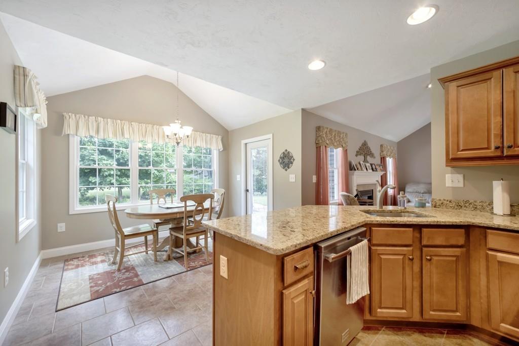 3 Schofield Road Chelmsford, MA 01824 - Photo 8 of 41 Gallery Image 8