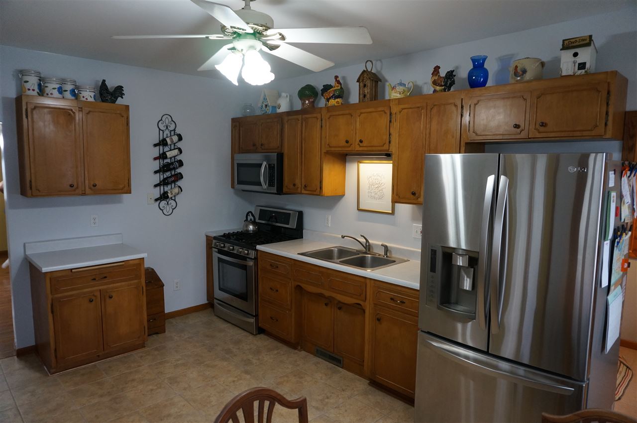 11923 North Hoisington Road Byron, IL 61010 - Photo 7 of 24 Gallery Image 7