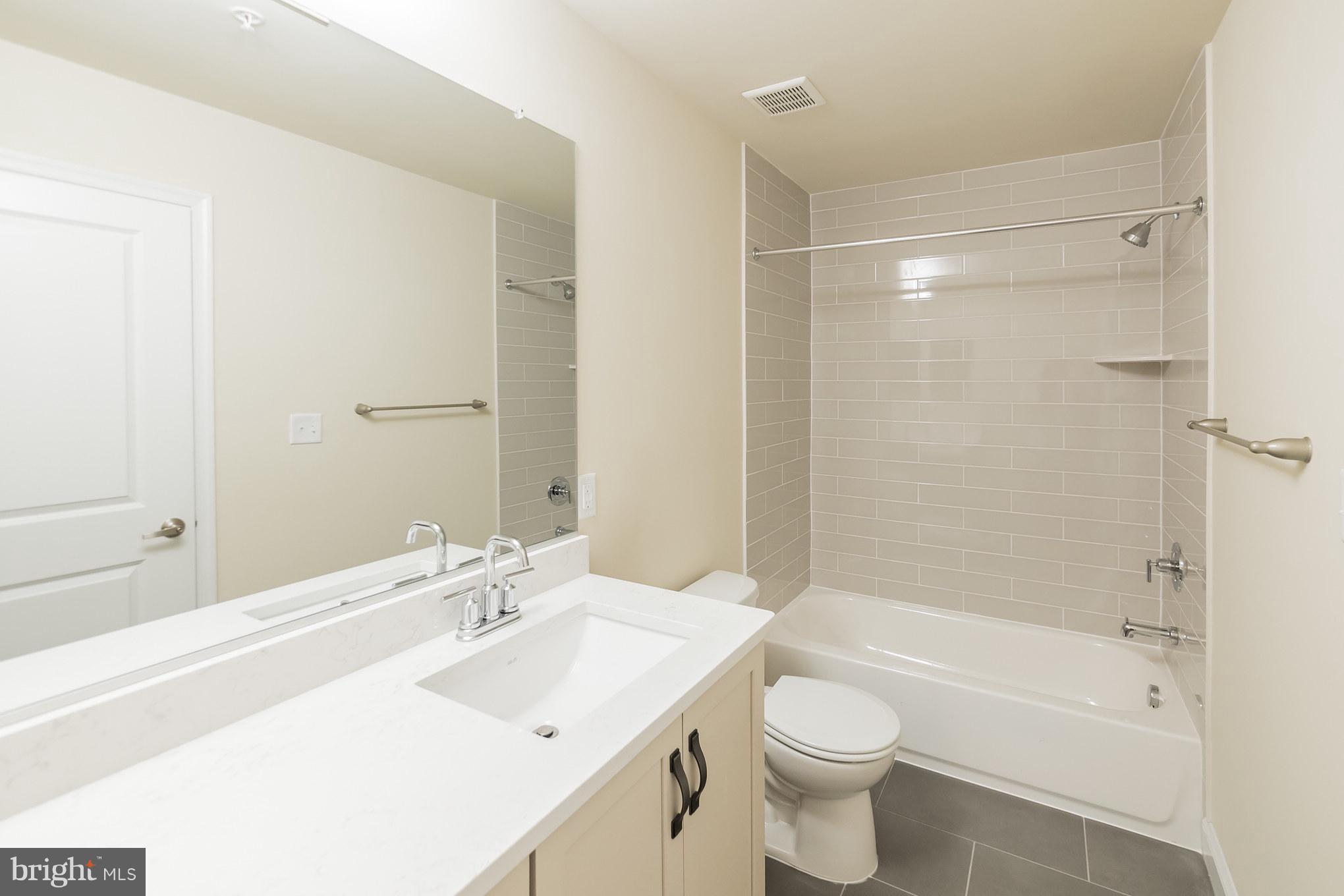 2016 Conley Court Silver Spring, MD 20904 - Photo 24 of 30 Bath