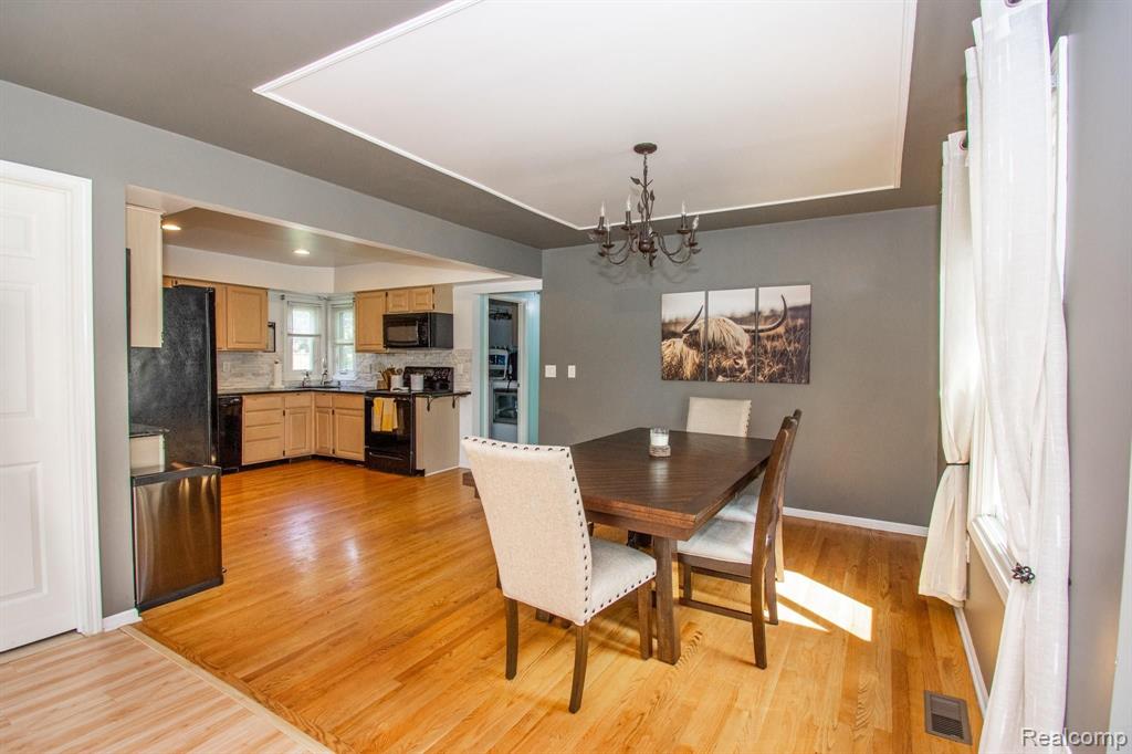 2835 Norton Lawn Street Rochester Hills, MI 48307 - Photo 10 of 38