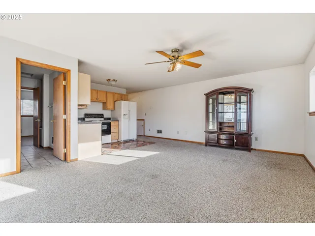 $1,399,000 | 4201 Barrett Drive, Hood River, OR 97031