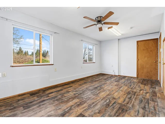 $1,399,000 | 4201 Barrett Drive, Hood River, OR 97031