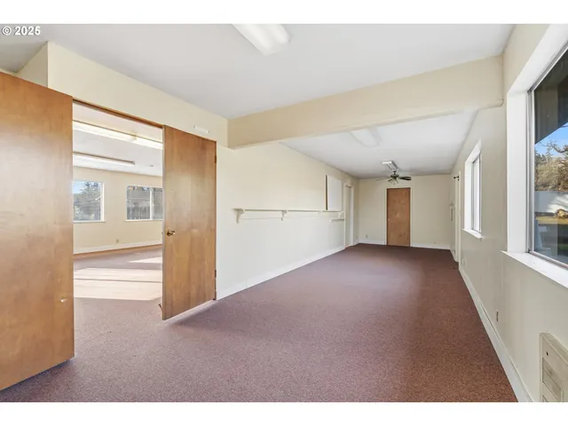 $1,399,000 | 4201 Barrett Drive, Hood River, OR 97031