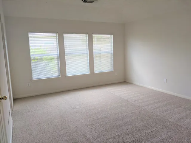 $2,000 | 19031 Telford Way, Tomball, TX 77375