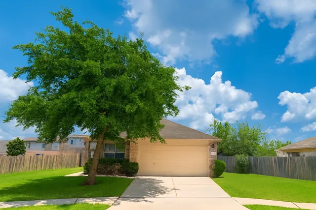 $2,000 | 19031 Telford Way, Tomball, TX 77375