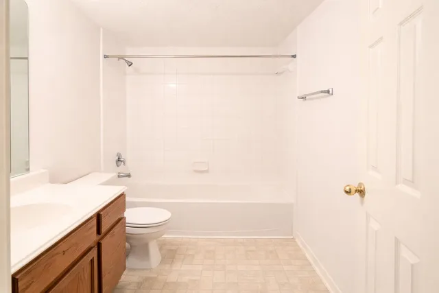 $2,000 | 19031 Telford Way, Tomball, TX 77375