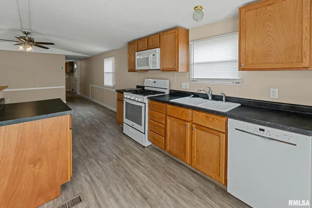 $71,500 | 5219 Highway 50, Salem, IL 62881