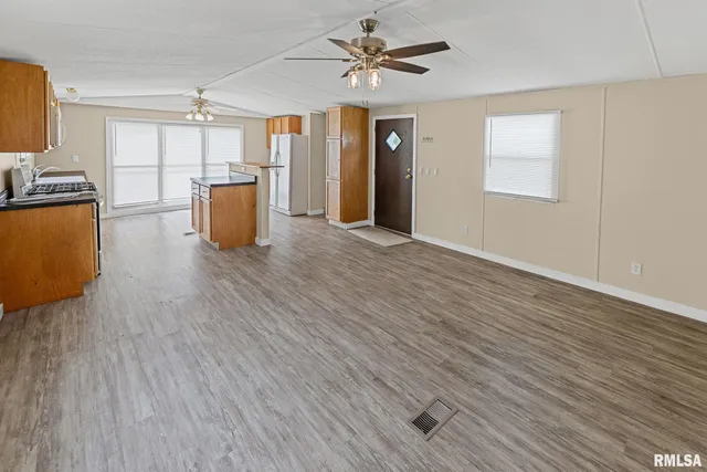 $71,500 | 5219 Highway 50, Salem, IL 62881