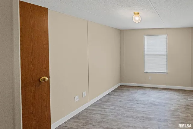 $71,500 | 5219 Highway 50, Salem, IL 62881