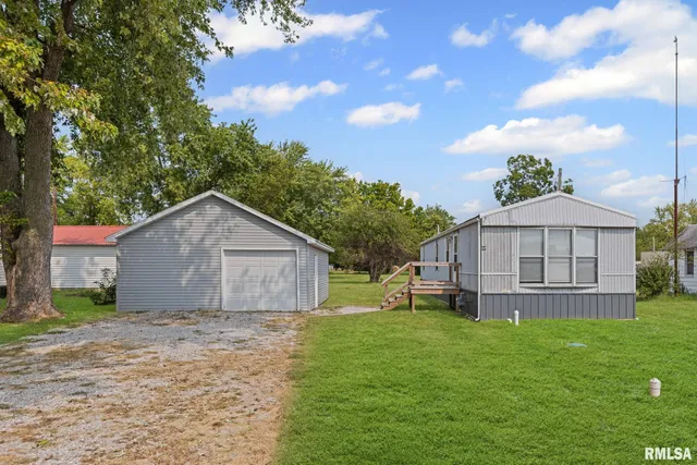 $71,500 | 5219 Highway 50, Salem, IL 62881