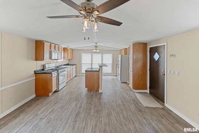 $71,500 | 5219 Highway 50, Salem, IL 62881