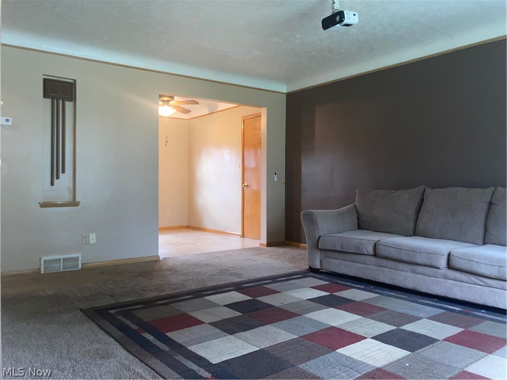 5806 Ackley Road Parma, OH 44129 - Photo 2 of 16