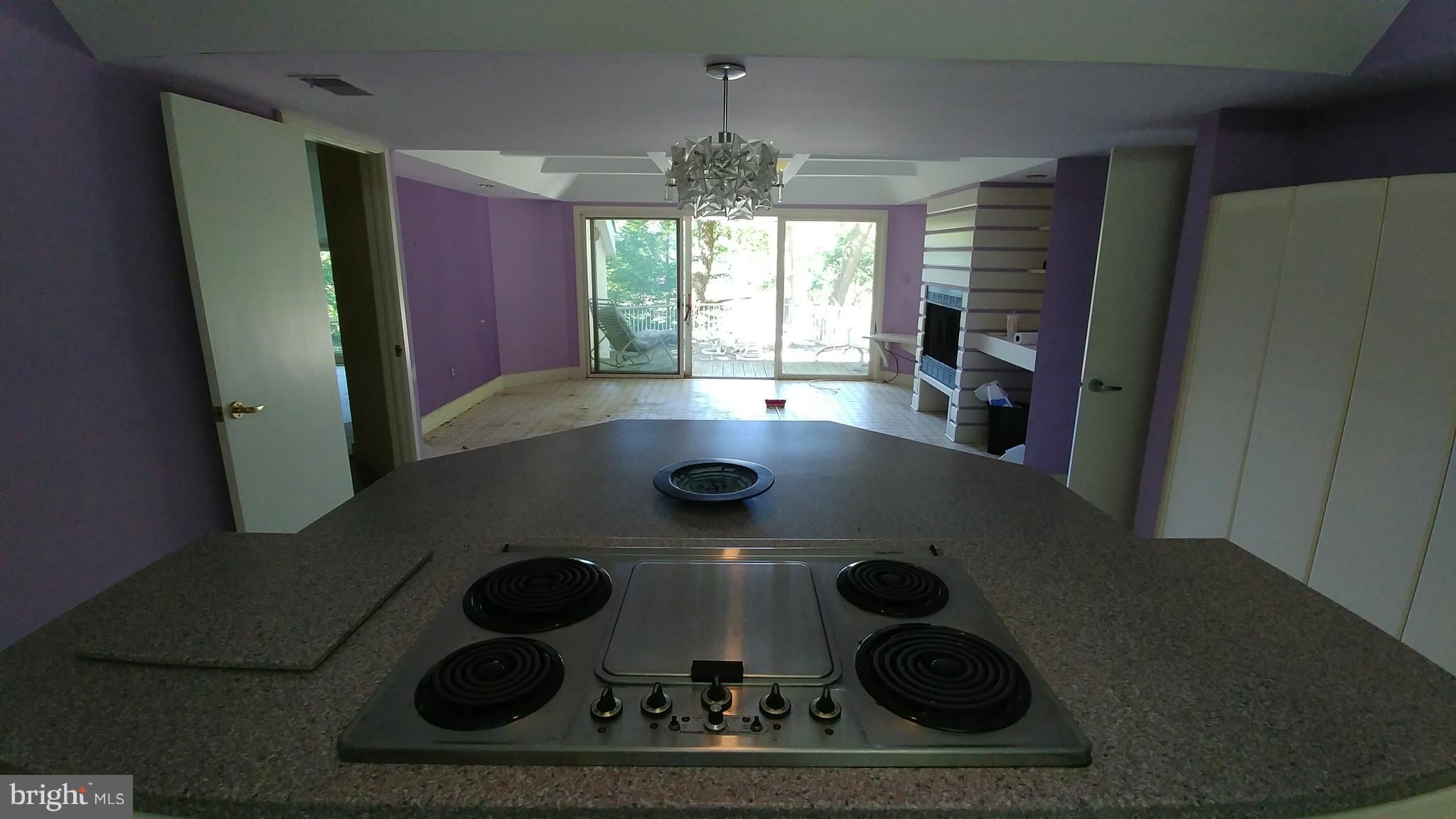 3163 Rolling Road Edgewater, MD 21037 - Photo 5 of 26 Kitchen