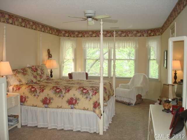 11119 Windgate Court Tega Cay, SC 29708 - Photo 9 of 16 Gallery Image 9