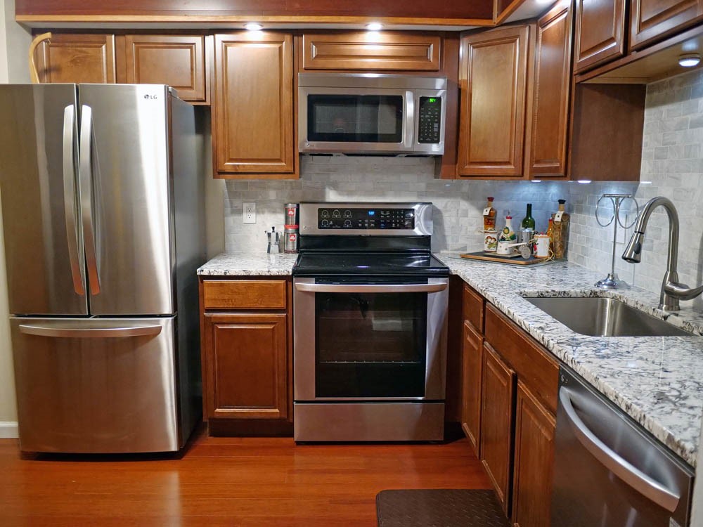 902 Brookhaven Lane Woonsocket, RI 02895 - Photo 27 of 50