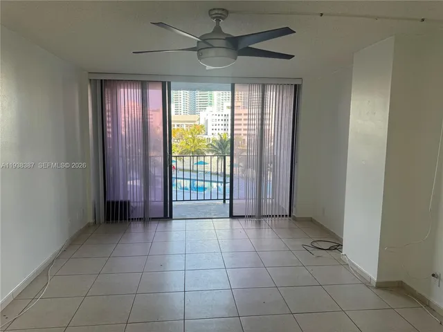 $2,150 | 200 Leslie Drive, Unit 317, Hallandale Beach, FL 33009