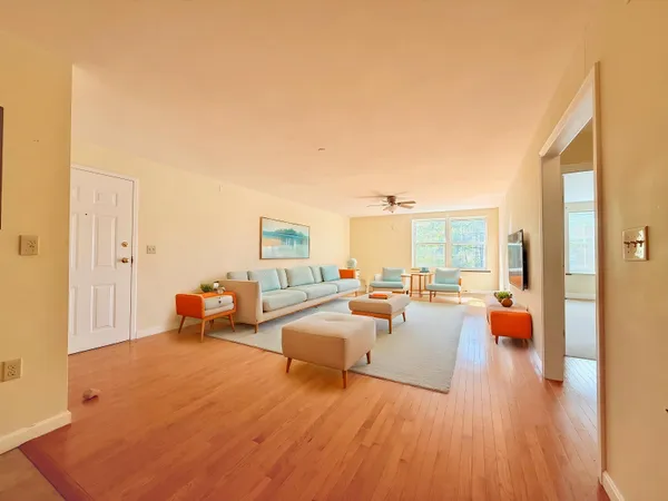 $1,900 | 80 Main Street, Unit 301, Ossipee, NH 03814