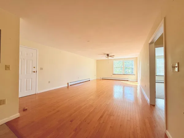 $1,900 | 80 Main Street, Unit 301, Ossipee, NH 03814