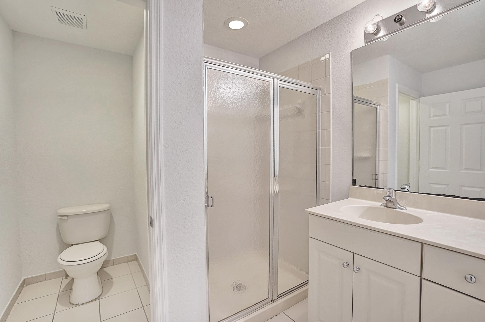 2034 Nassau Drive Riviera Beach, FL 33404 - Photo 27 of 39 DSC01105