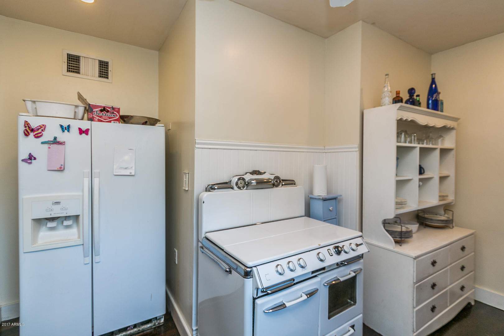 120 East Carter Road Phoenix, AZ 85042 - Photo 13 of 40 10792 (51 of 54)