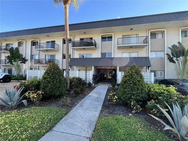 $1,575 | 4606 West Gray Street, Unit 107, Tampa, FL 33609