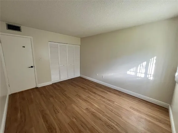 $1,575 | 4606 West Gray Street, Unit 107, Tampa, FL 33609