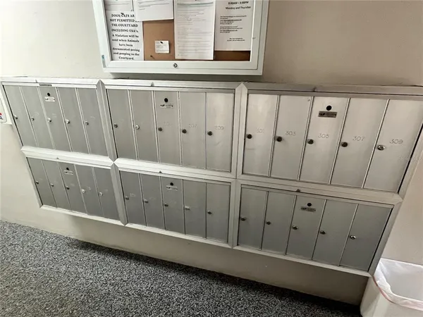 $1,575 | 4606 West Gray Street, Unit 107, Tampa, FL 33609