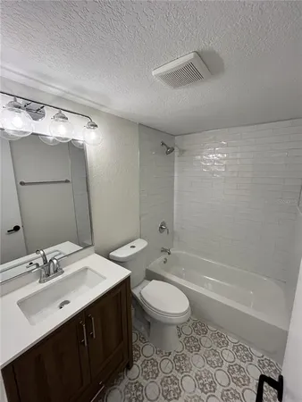 $1,575 | 4606 West Gray Street, Unit 107, Tampa, FL 33609
