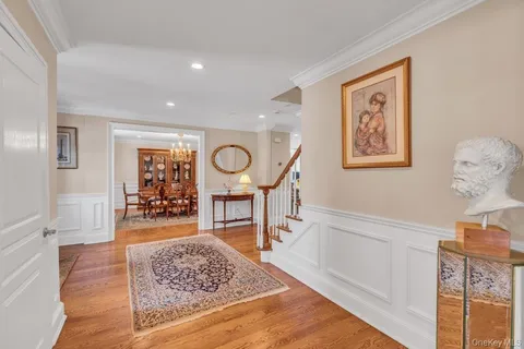 $3,648,000 | 265 Northwoods Road, Manhasset, NY 11030