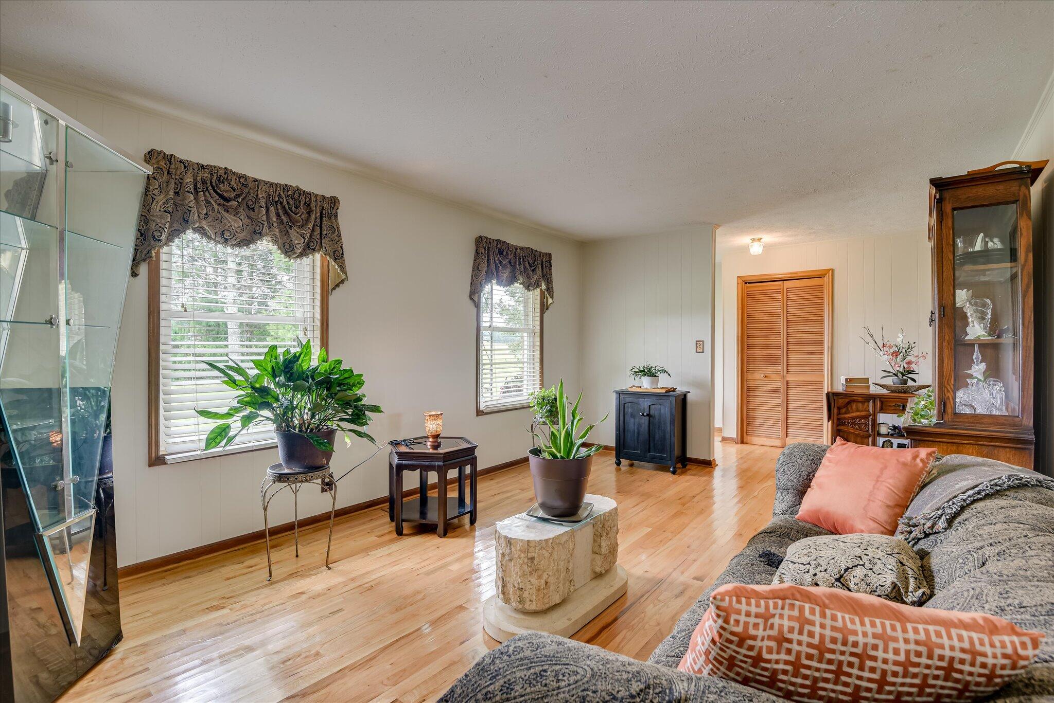 26 Flower Square Trenton, SC 29847 - Photo 5 of 57 14-112