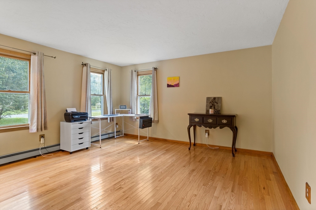 20 Country Farm Road East Bridgewater, MA 02333 - Photo 10 of 28