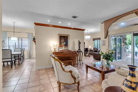 $845,000 | 9224 Grand Canal Drive, Miami, FL 33174