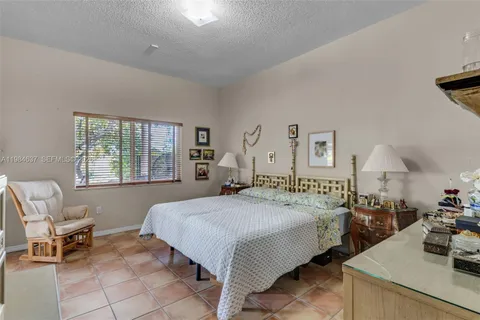 $845,000 | 9224 Grand Canal Drive, Miami, FL 33174