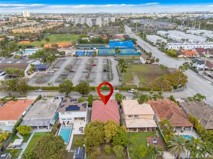 $845,000 | 9224 Grand Canal Drive, Miami, FL 33174