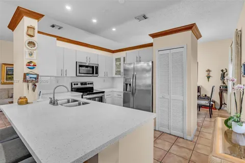 $845,000 | 9224 Grand Canal Drive, Miami, FL 33174