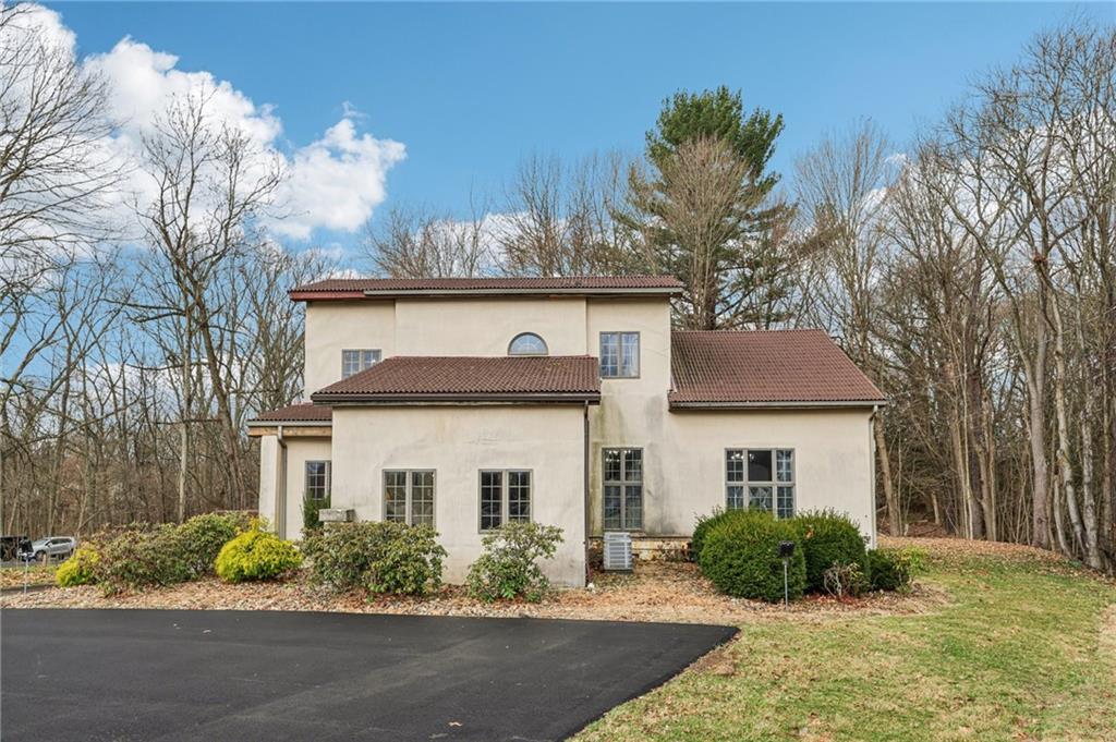 2625 Wilmington Road New Castle, PA 16105 - Photo 2 of 31