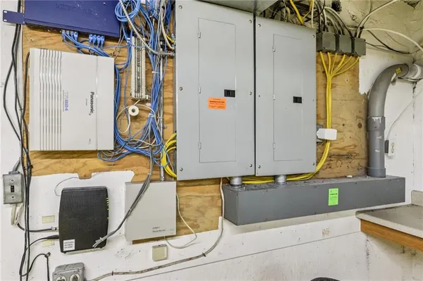 a view of walk in closet