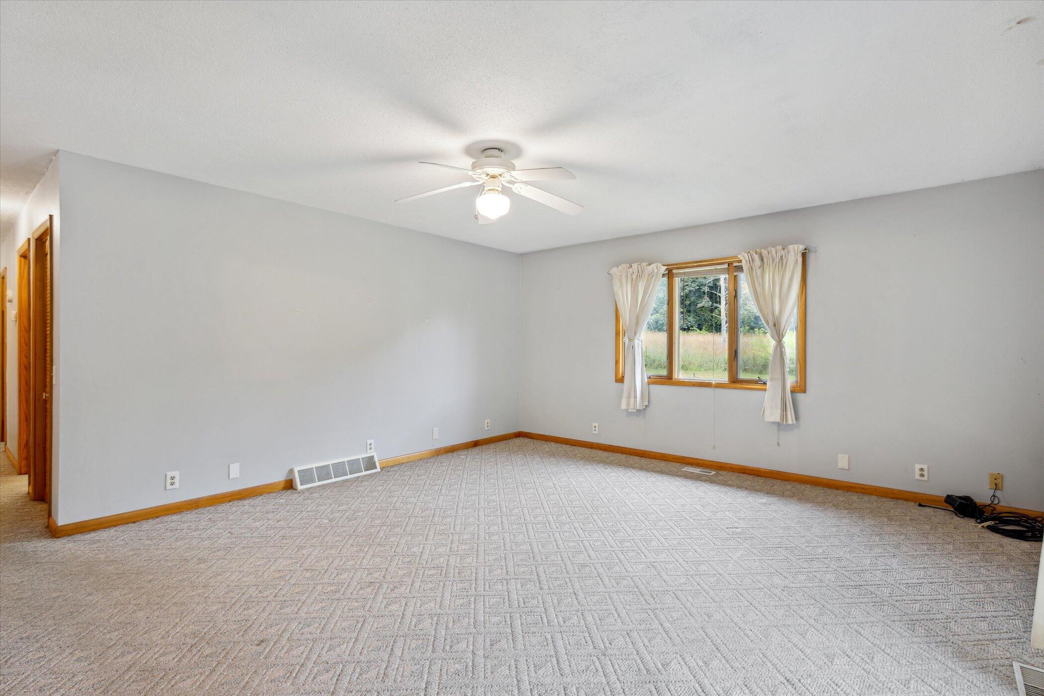 53650 Griffis Road Dowagiac, MI 49047 - Photo 10 of 55 10-53650-Griffis-Rd.10
